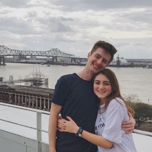 Meet your Posher, Ava